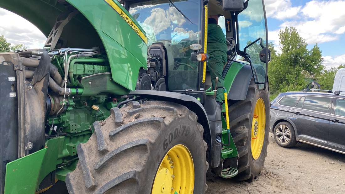 Удаление катализаторов и ЕГР у John Deere 8320R из Европы.